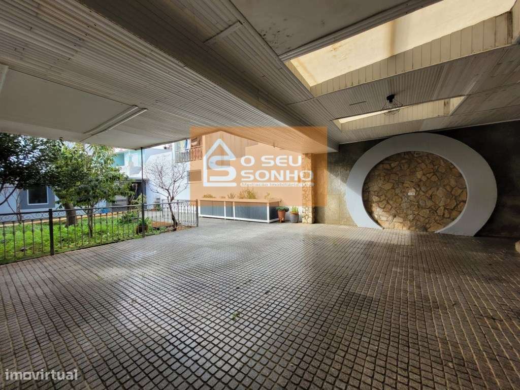 Prédio Urbano no Centro de São Brás de Alportel-19