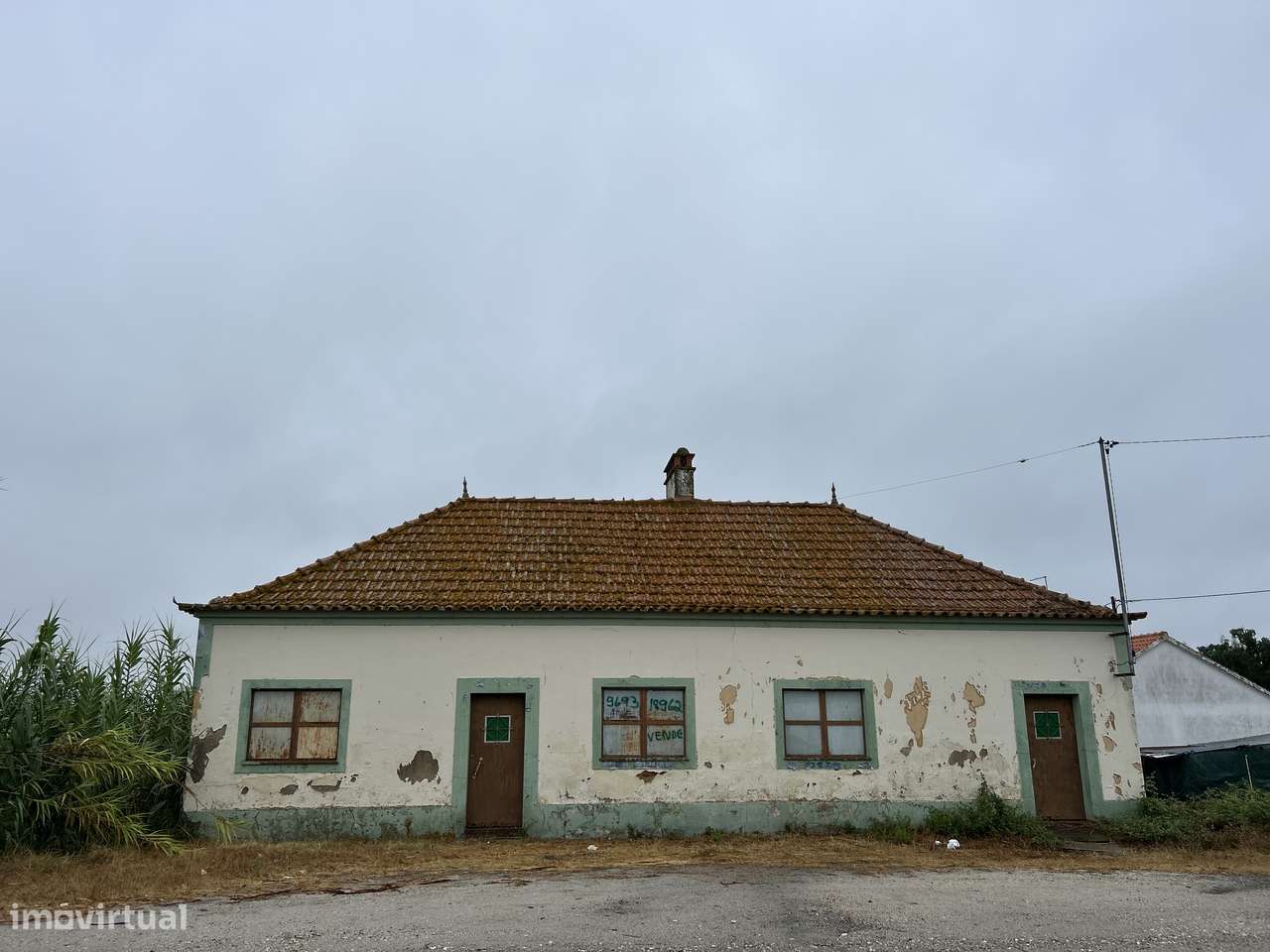 Moradia Rústica com Terreno – Branca - Grande imagem: 2/9