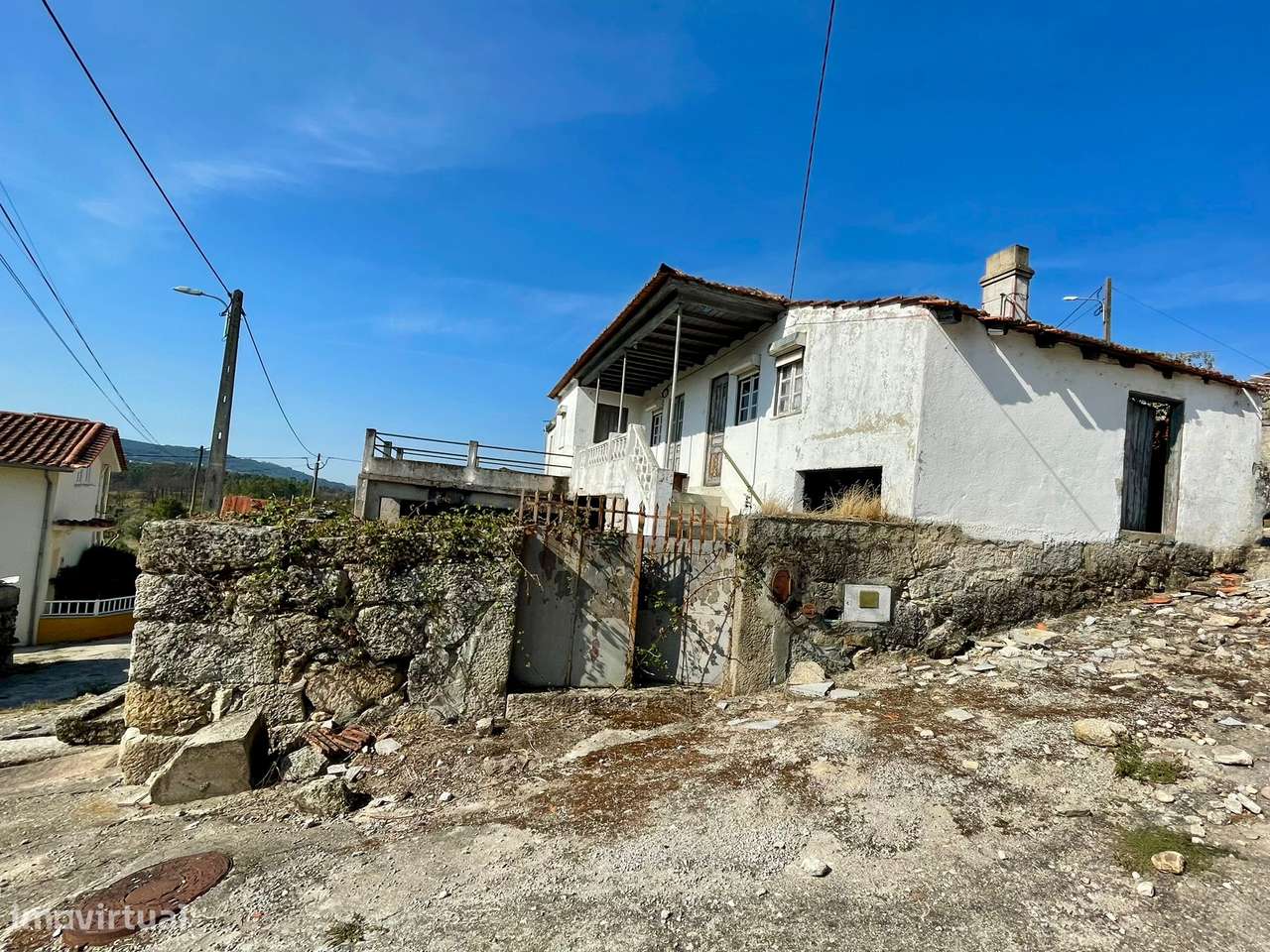 Moradia para restaurar em Amiais, Penalva do Castelo - Grande imagem: 4/7