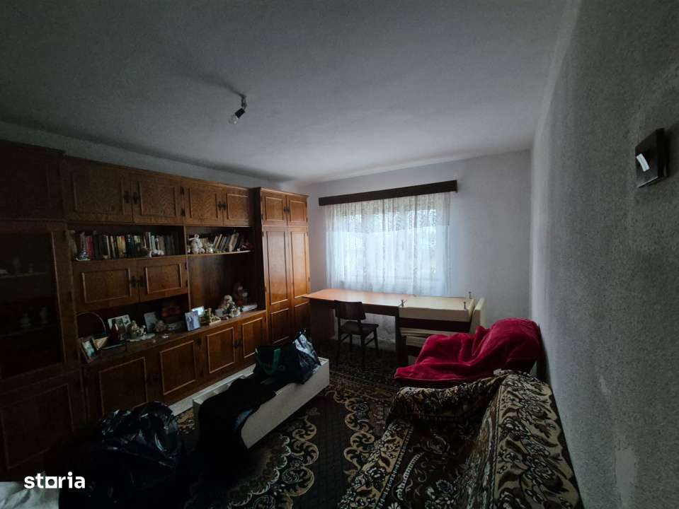 Casa-vila de vanzare in Alexandria teren 1050 mp pretabil comercial - Imagine principală: 3/7