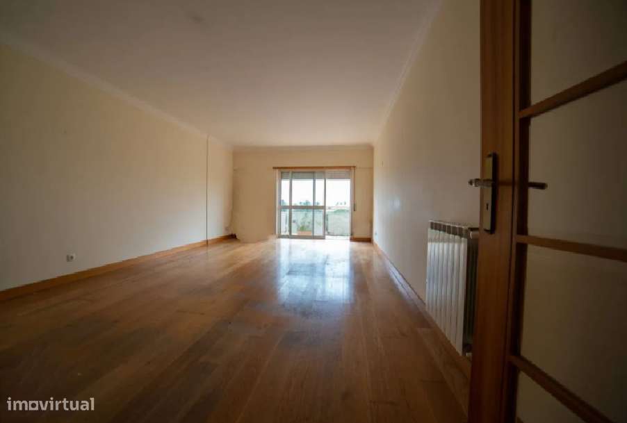 Excelente e grande T4 em Braga-5