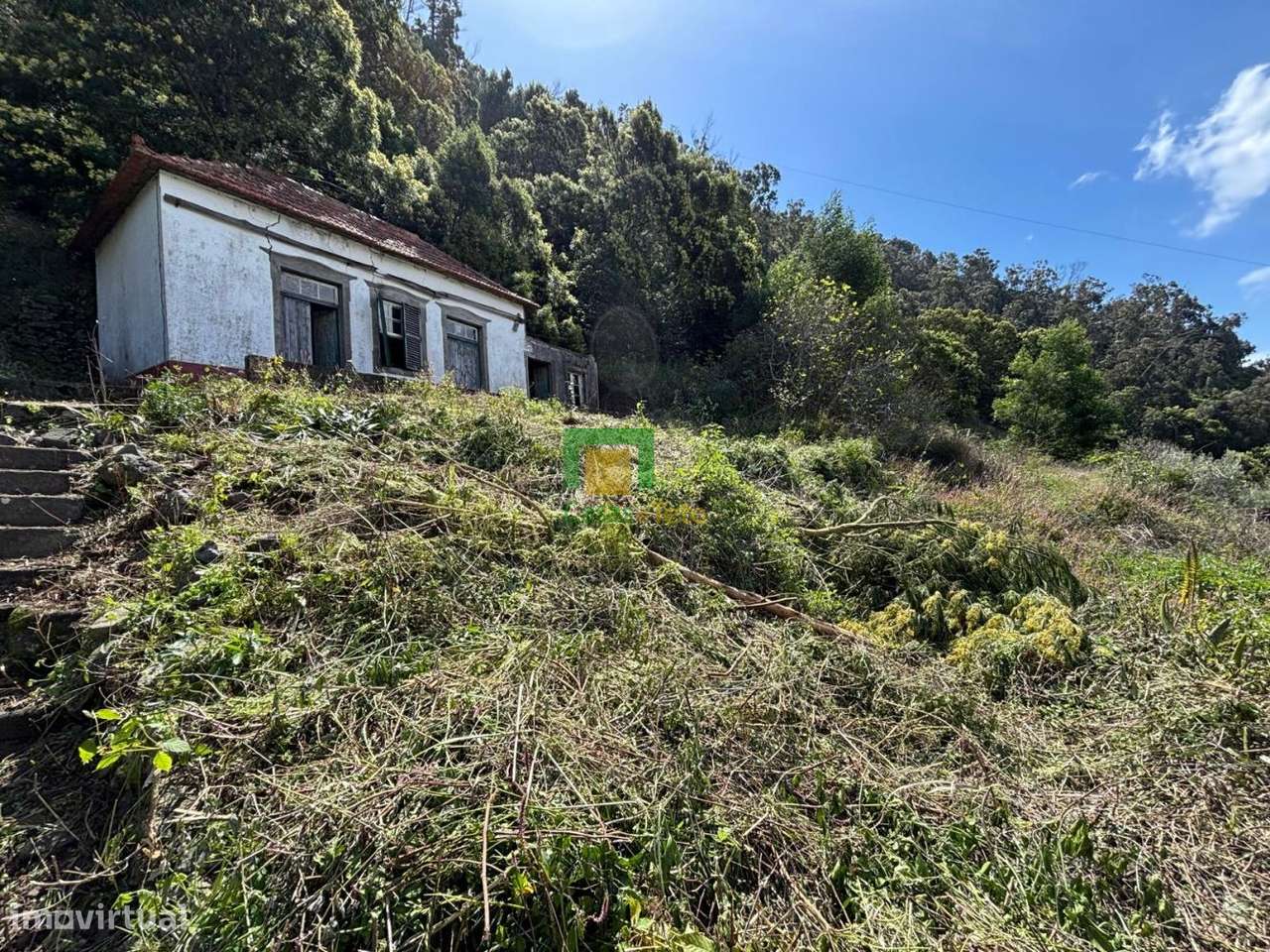 2 Moradias para Renovar - Grande imagem: 4/21