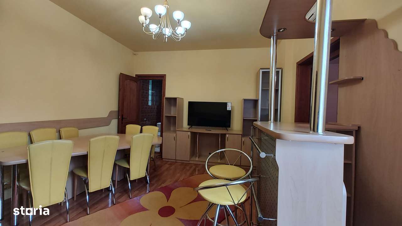 De vanzare/inchiriere apartamentin vila,zona liceul Decebal-3