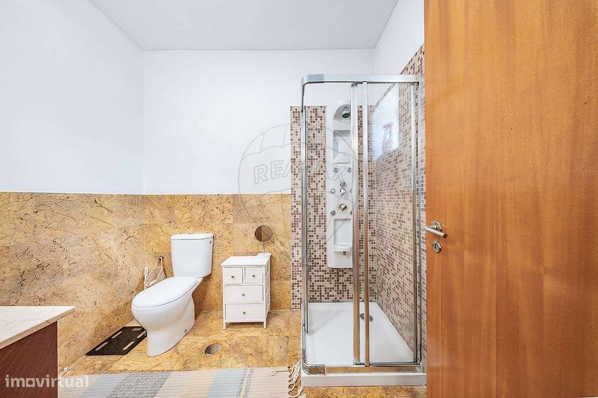 Apartamento T4 para venda-26