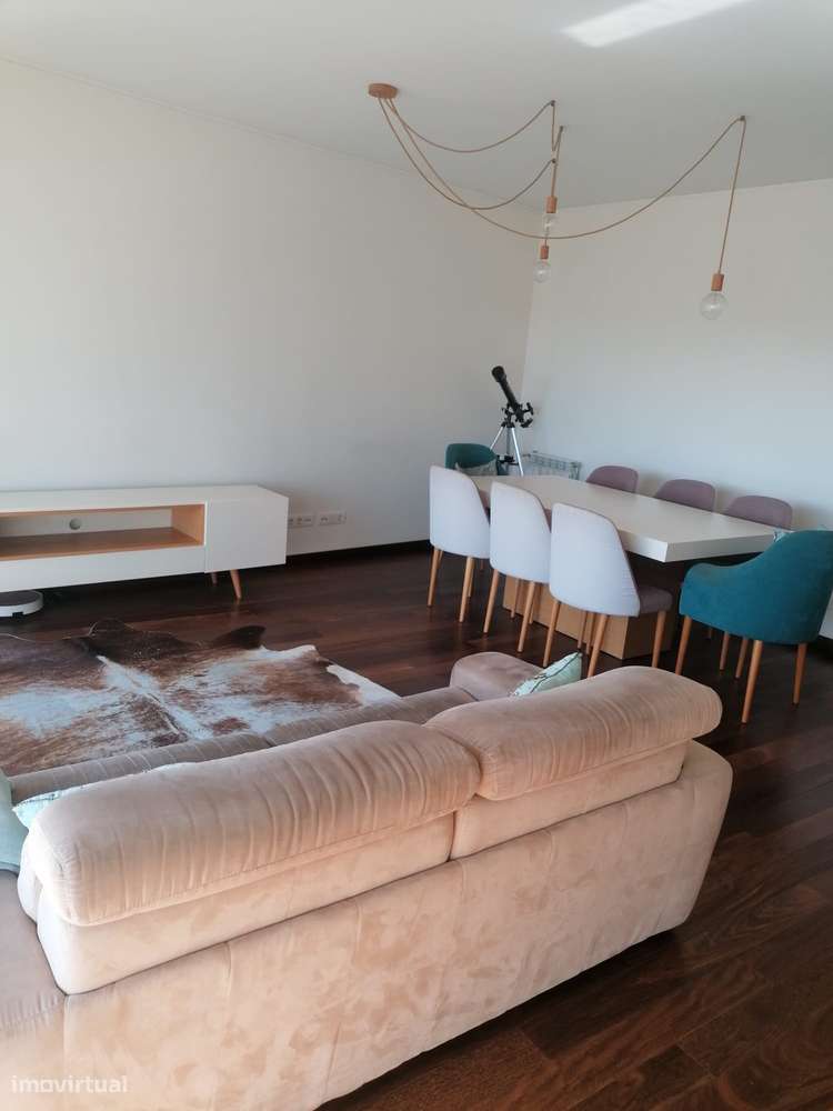 Excelente Apartamento T3 com 3 Frentes - junto à linha Rubi - Grande imagem: 4/16