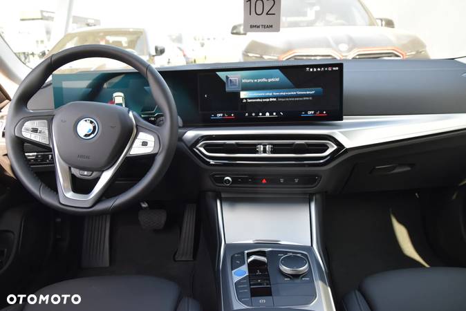 BMW i4 eDrive 40 - 16