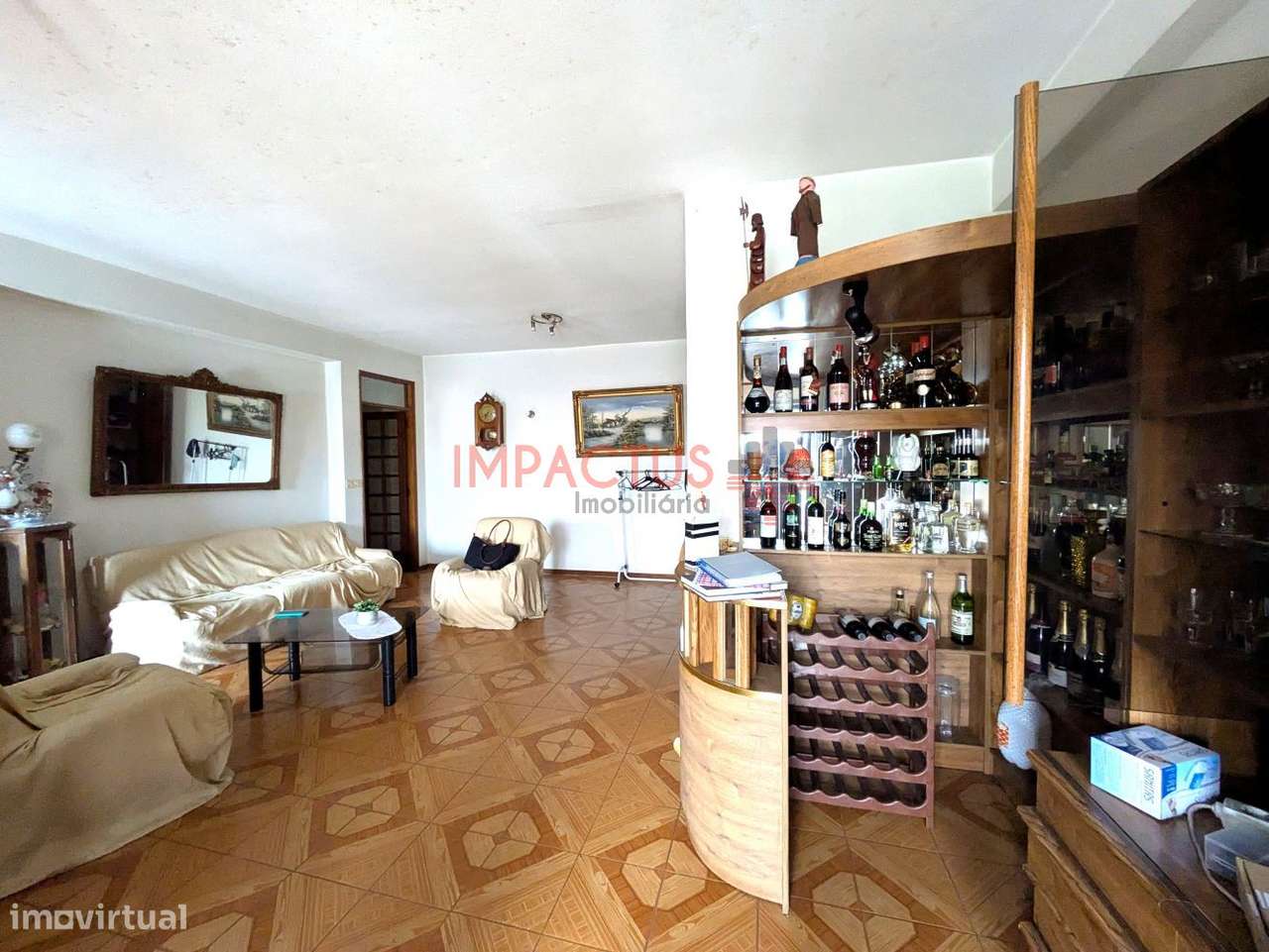 Apartamento T3 com box e arrumos - Grande imagem: 3/21