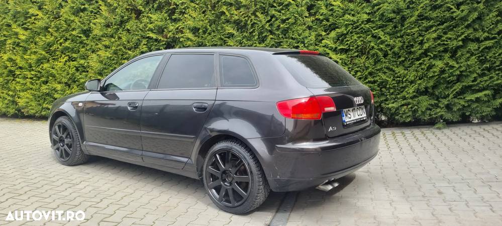 Audi A3 Sportback 1.9 TDI Attraction - 2