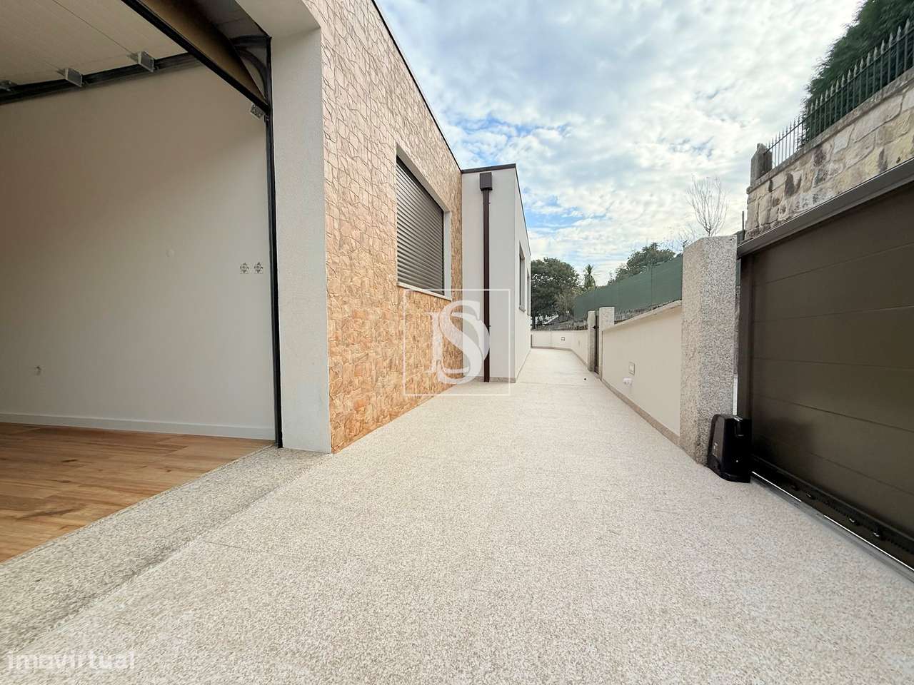 Andar Moradia T2, NOVO, Moderno e Privado, a 4 minutos do Centro de Ba - Grande imagem: 3/30