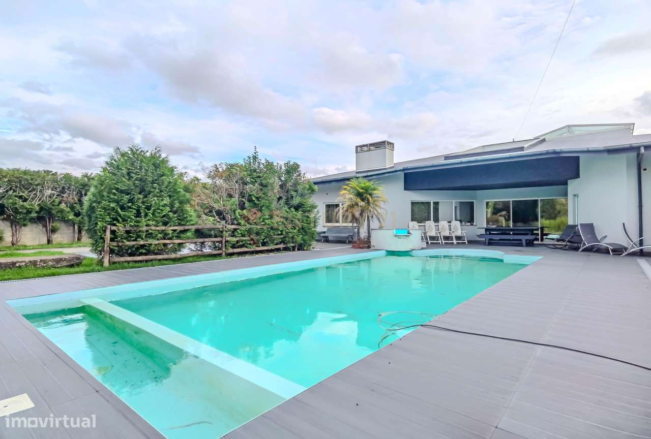 Quinta encantadora com Moradia T5 no Castêlo da Maia, Porto - Grande imagem: 4/60