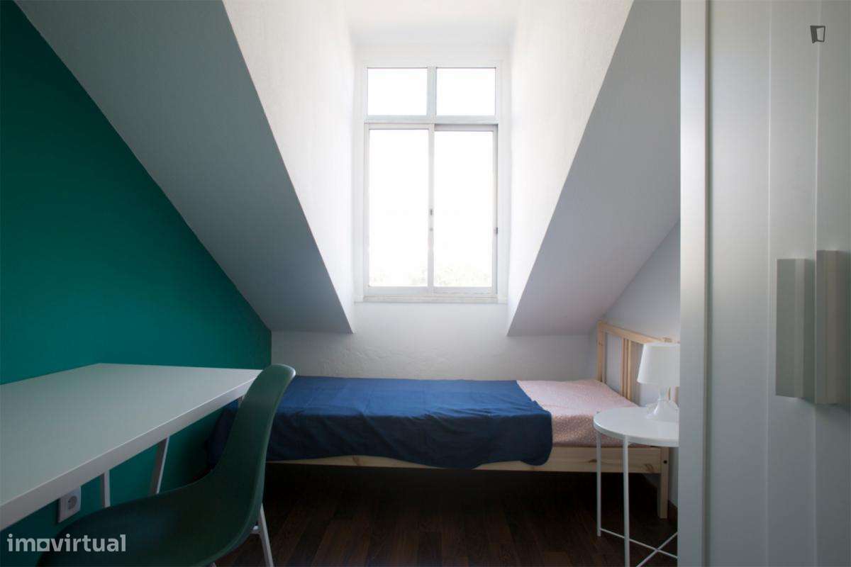 Quarto - localizado em Alcântara Lisbon - Grande imagem: 4/6