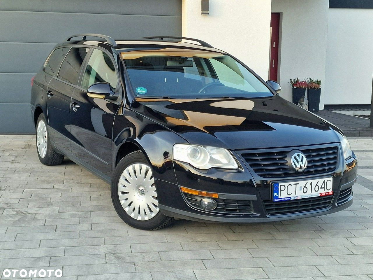 Volkswagen Passat - 2