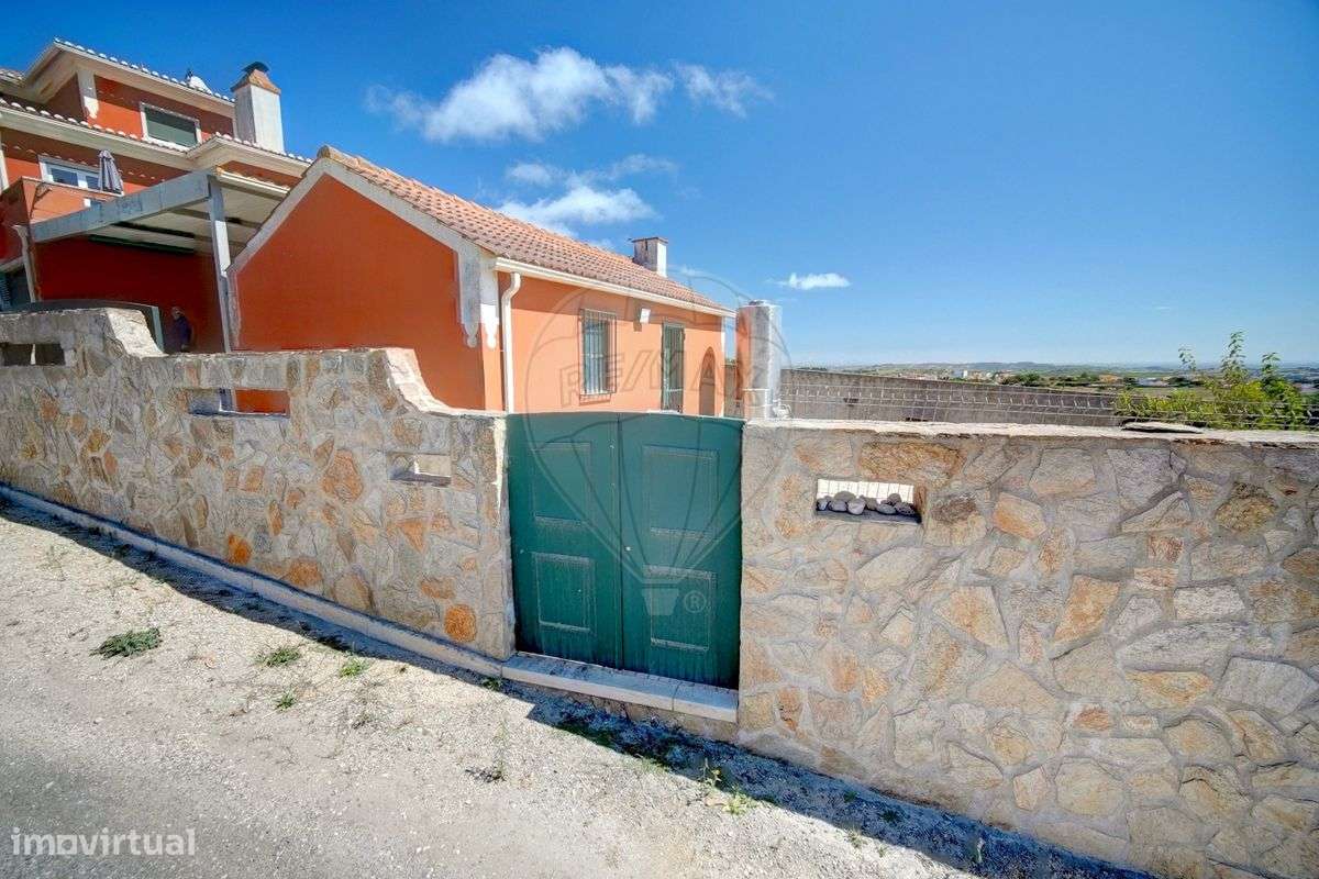 Moradia T1 para venda - Grande imagem: 5/17