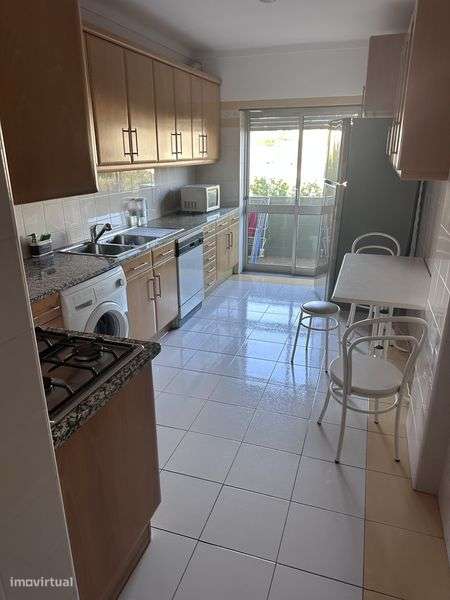 Fantastico T3 para Arrendar – Av. Elísio de Moura, Coimbra - Grande imagem: 4/12