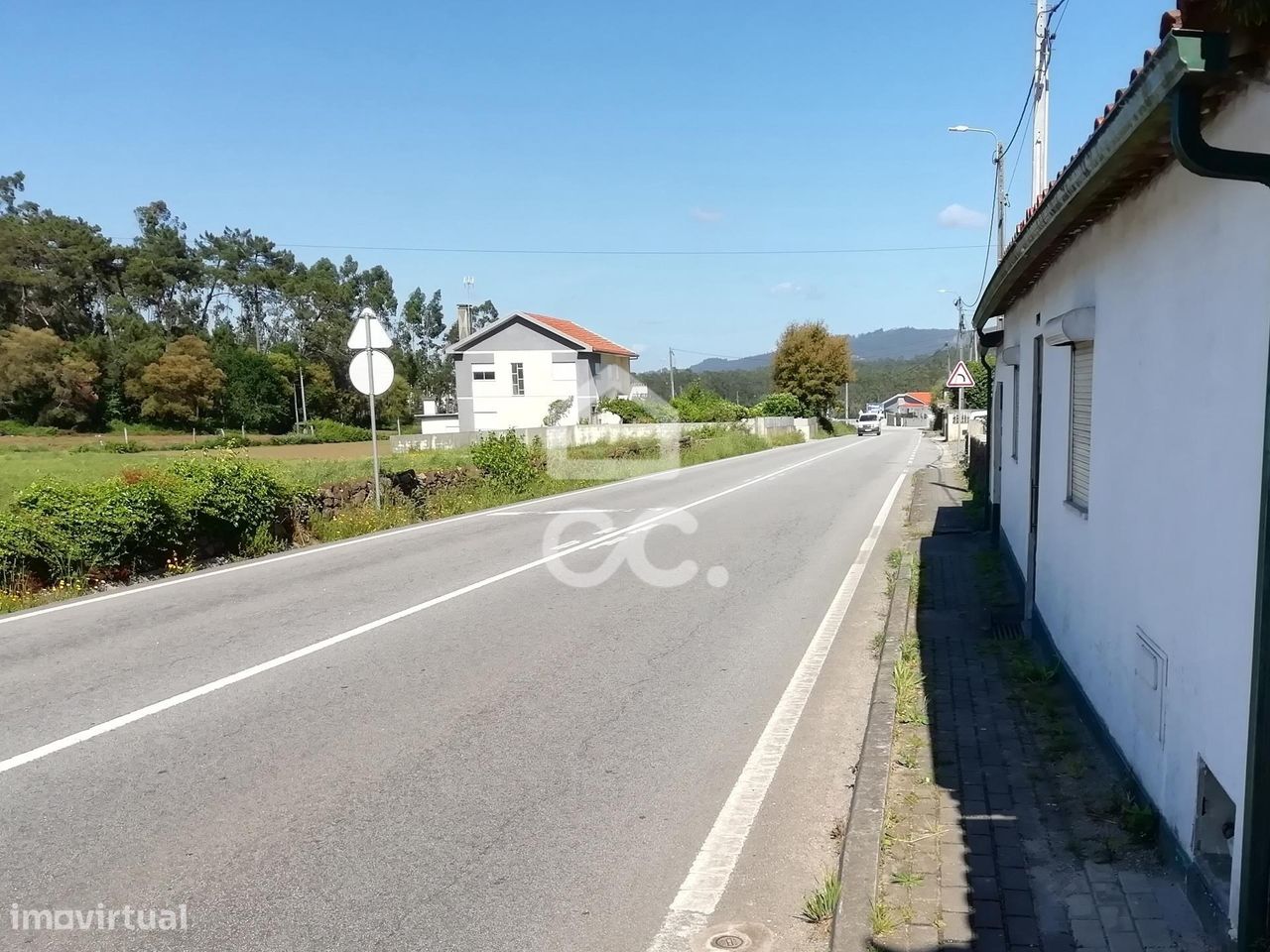 Moradia T2 para venda localizada em Barqueiros, Barcelos.