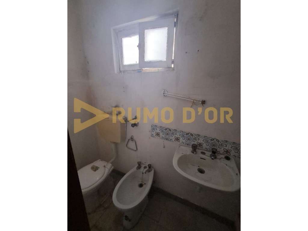 T2 com logradouro para remodelar- Zona GNR-11