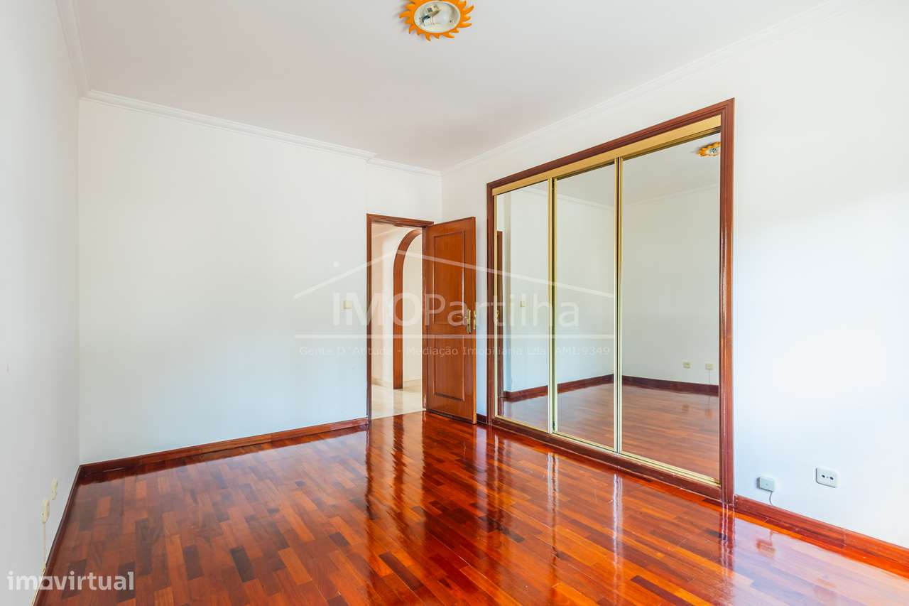T2 C/ Parqueamento em Outeiro de Polima - Cascais-8