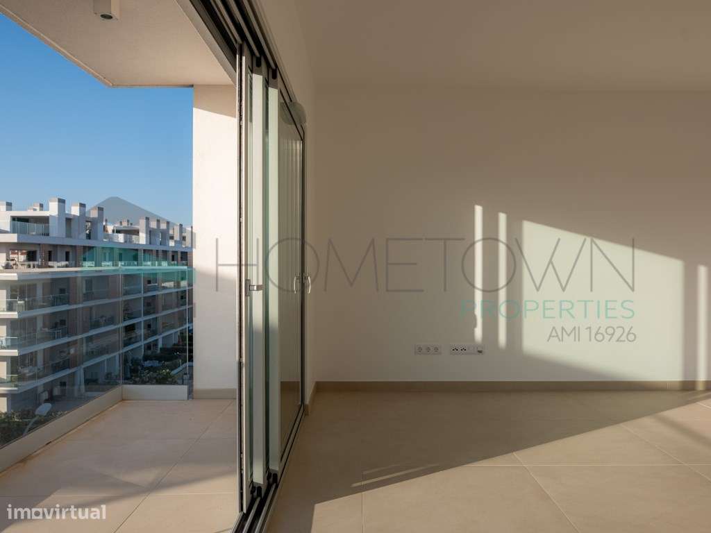 Magnífica Penthouse T3 com RoofTop - Albufeira Green-9