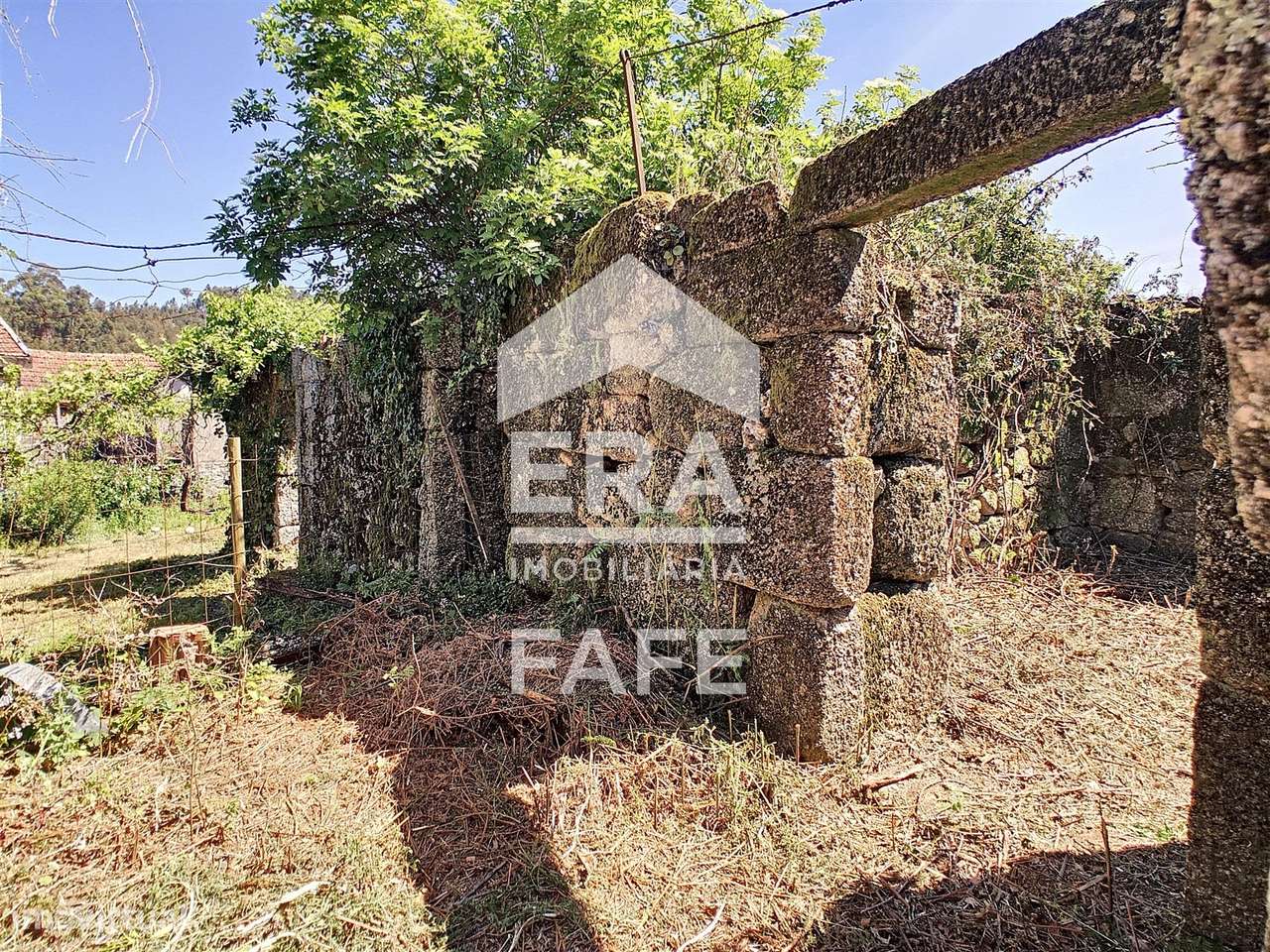 Moradia em pedra em Arnozela, Fafe-11