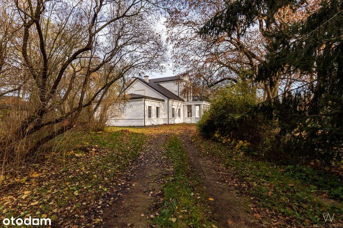 Wyjątkowy Dwór Z Prywatnym Parkiem-9