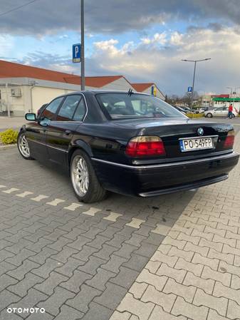 BMW Seria 7 740d - 9