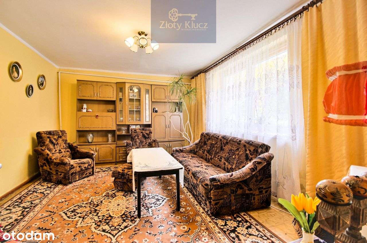 Dom z tarasem-5 pokoi-ogród-dwa garaże murowane-11