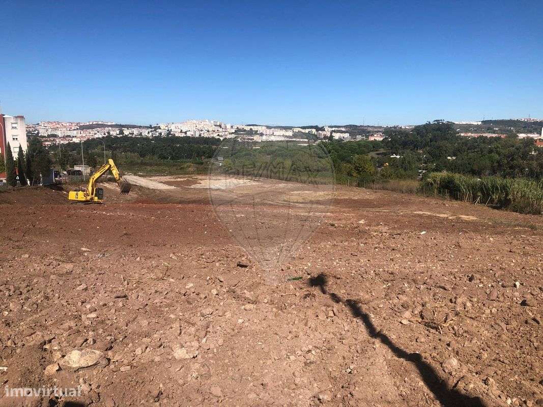 Terreno  para arrendamento - Grande imagem: 5/10