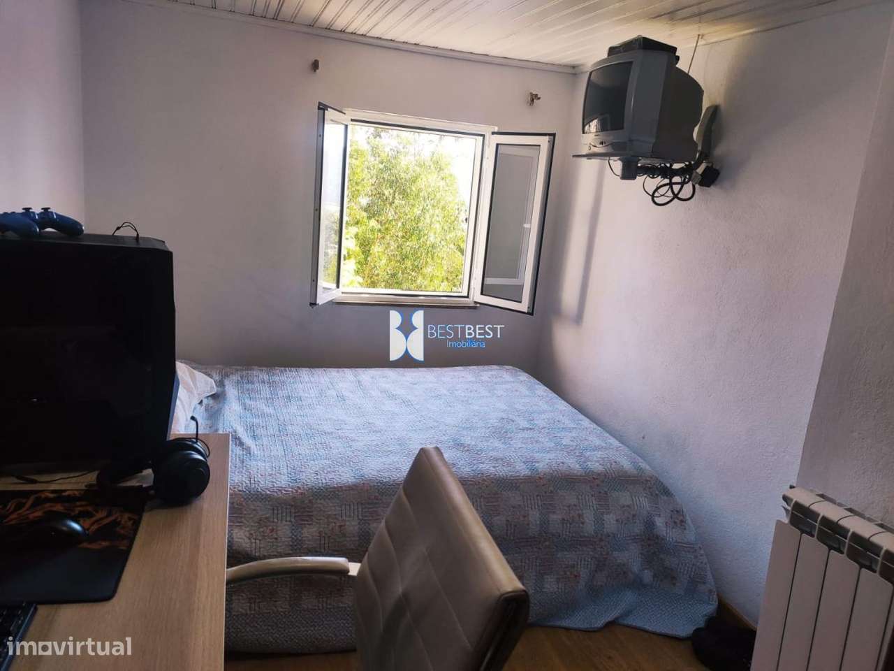 MORADIA INDEPENDENTE,REABILITAÇÃO, TERRENO 2.900M2, TELHADO,15MIN.FA-15