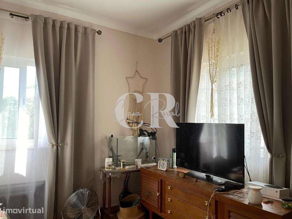 Moradia Térrea Isolada de 2 Quartos com Jardim, Anexos e Garagem, entr - Grande imagem: 5/38