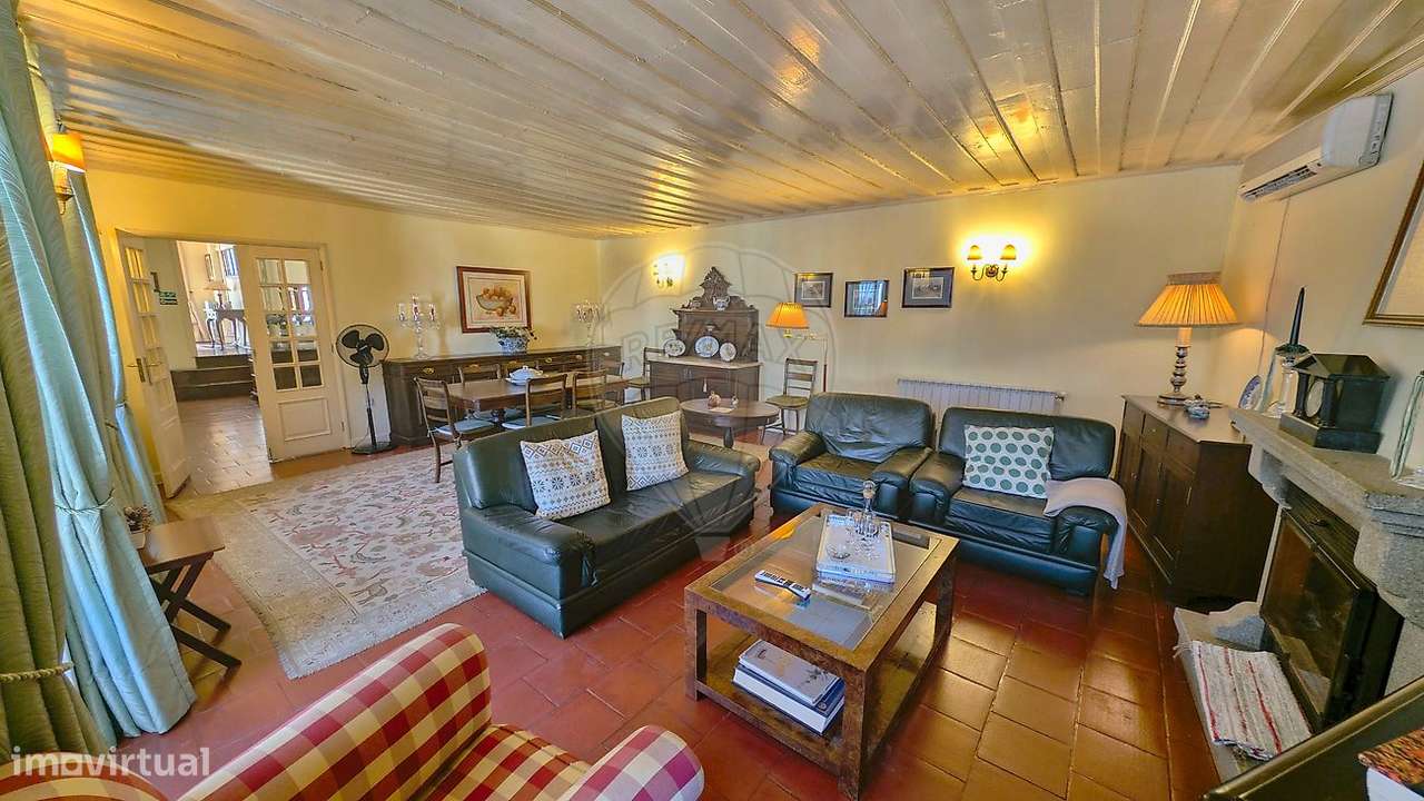 Moradia T4 para venda-25