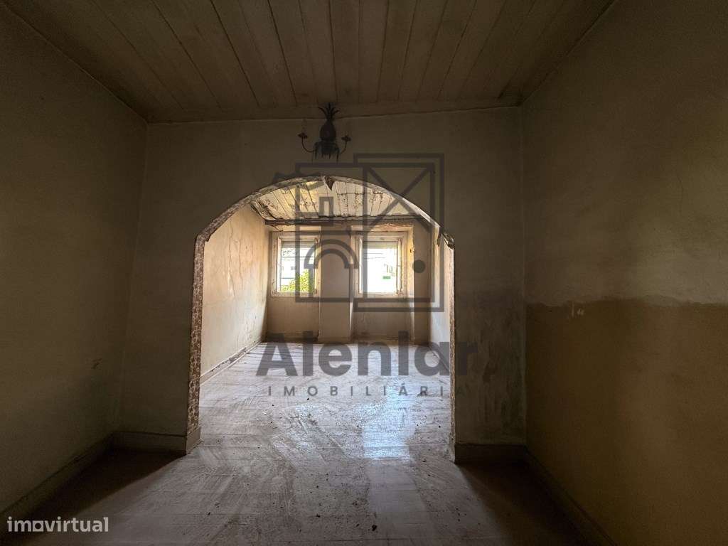 Oportunidade de Investimento no Centro Histórico de Alenquer - Bair...-11