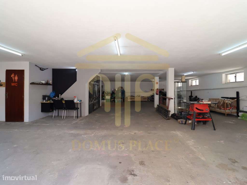 Armazém com 190 m² junto à Estação de Ermesinde-3