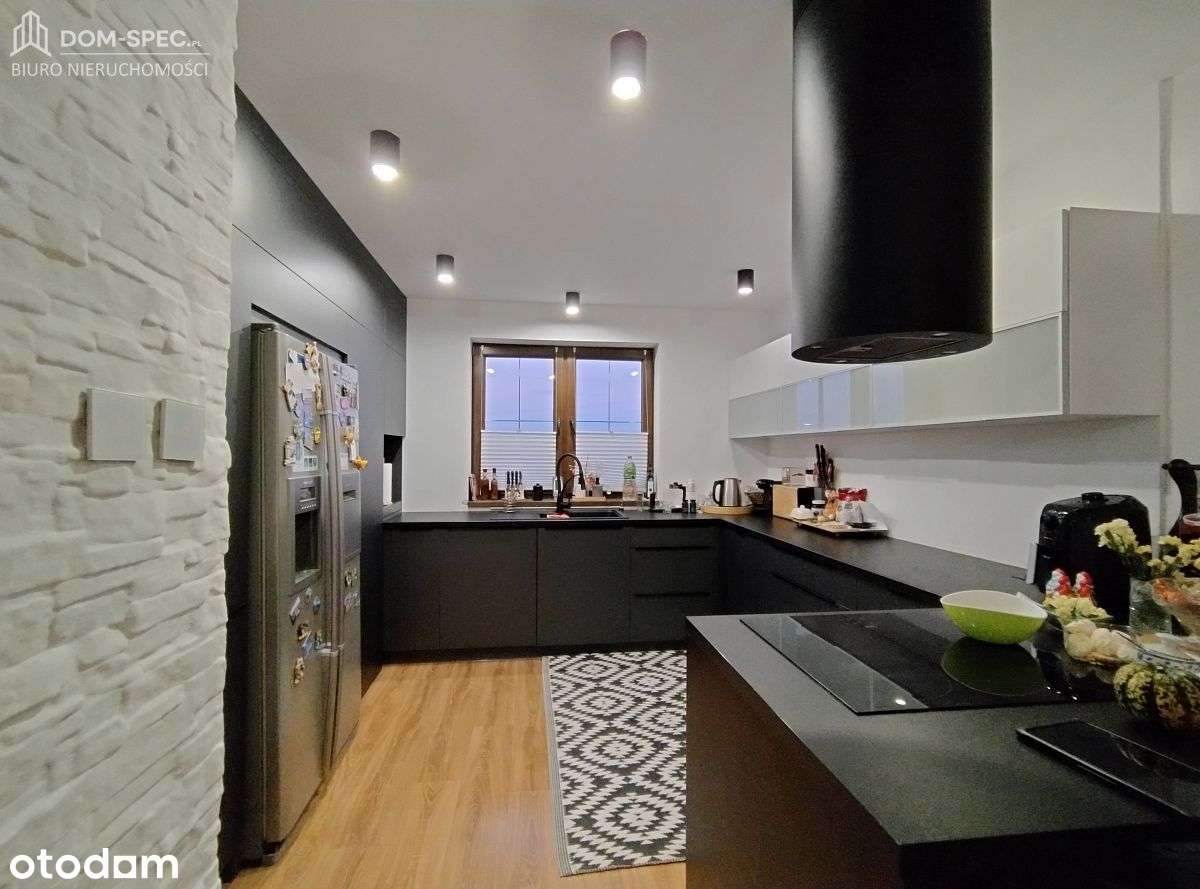 Dom na sprzedaż - Świerklany-0