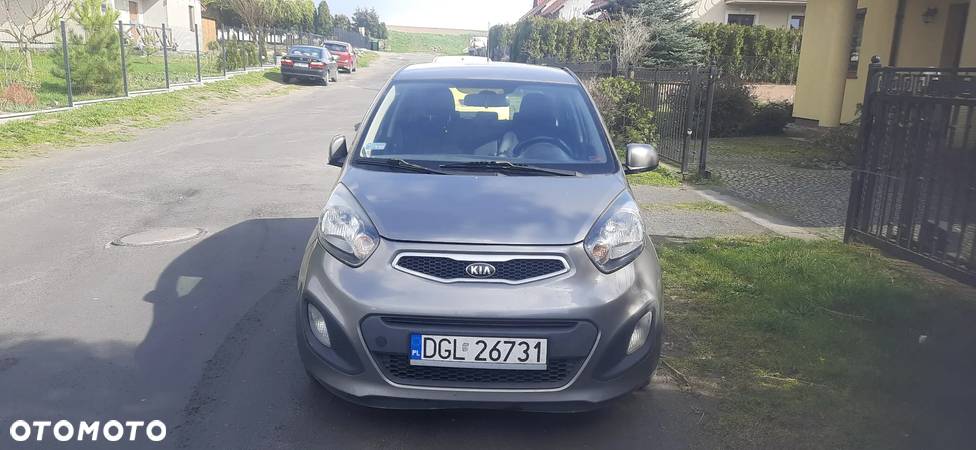 Kia Picanto - 1