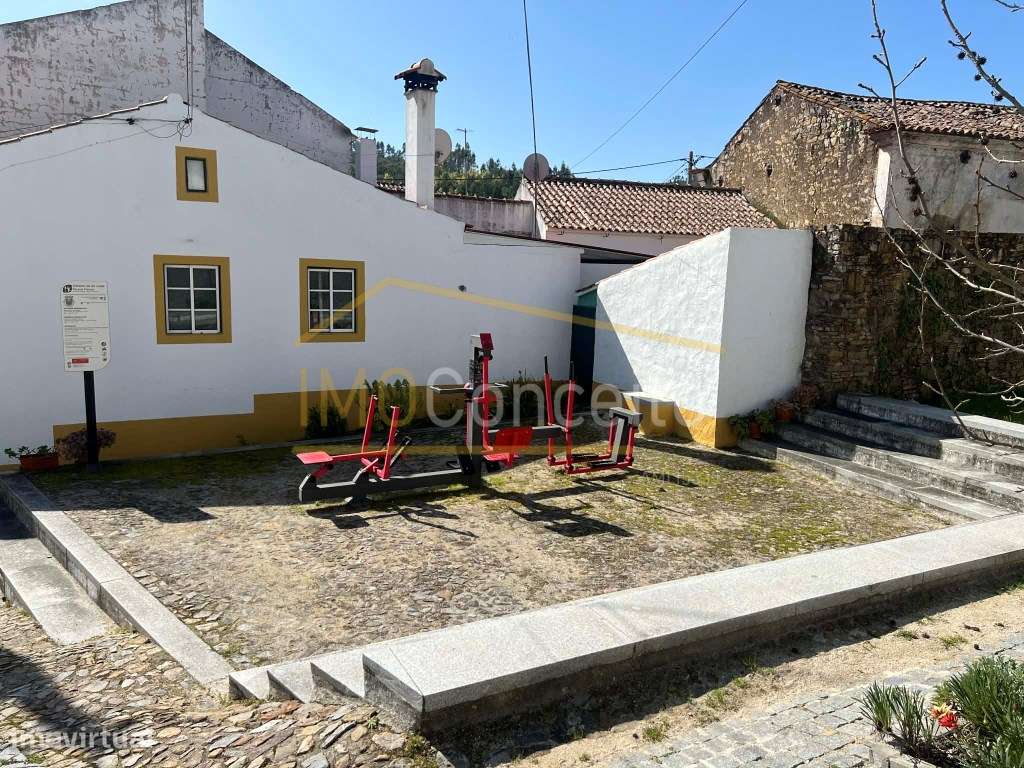 Moradia T2| Quintal| Carvoeiro| Maçao-28