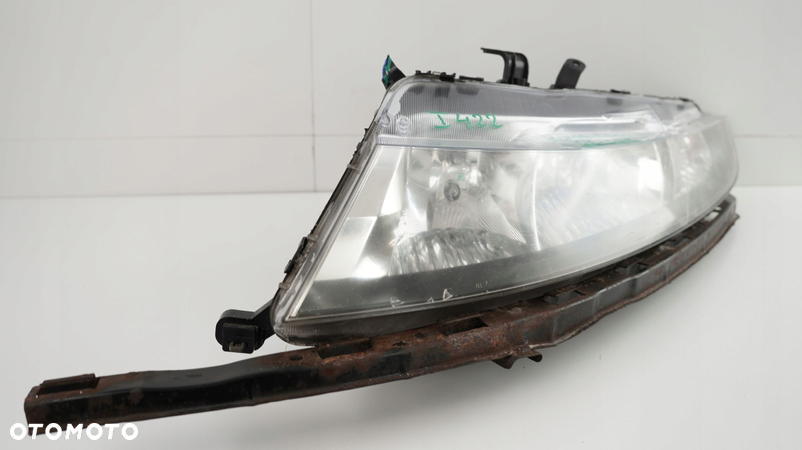 LAMPA LEWY PRZÓD PRZEDNIA HONDA CIVIC VIII 06-09R - 2