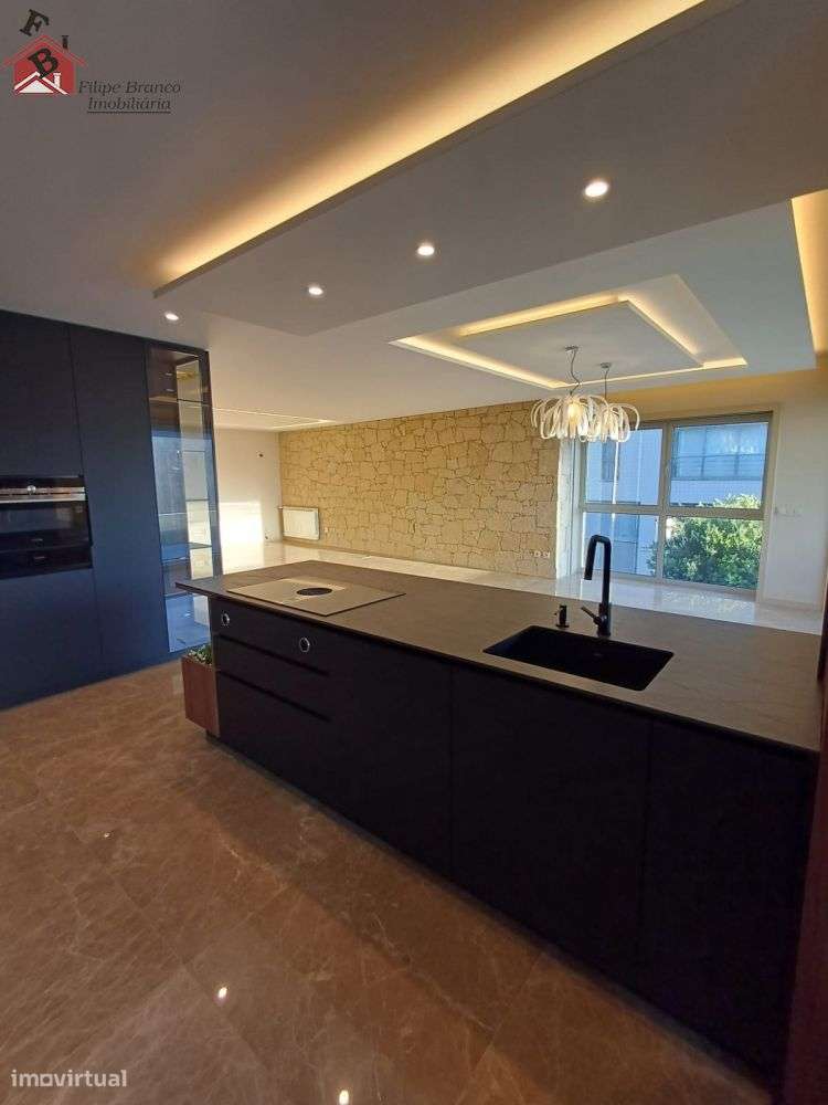 T4 Luxo a 450m da praia Vila do Conde - Grande imagem: 3/25