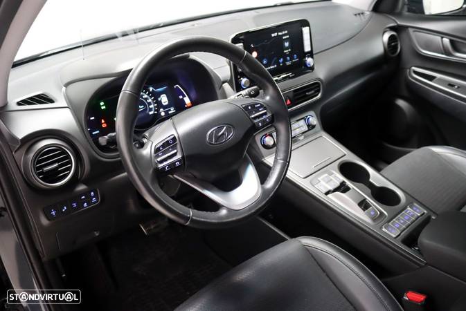 Hyundai Kauai EV 64kWh Premium - 31