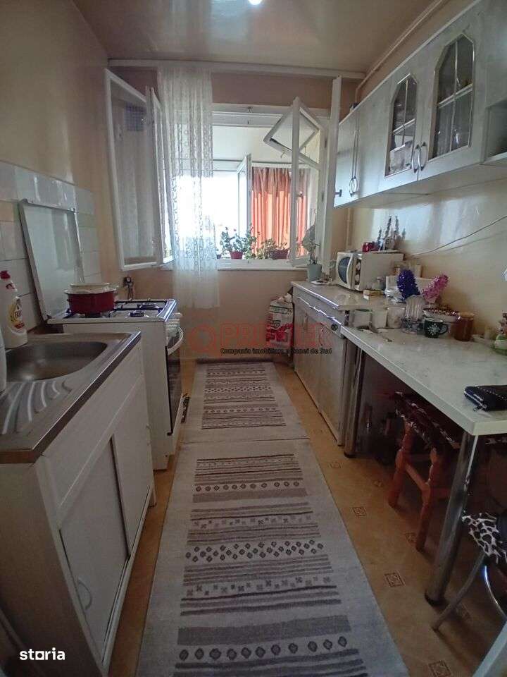 2 camere-Sector 4-Piata Straduintei-Parcare