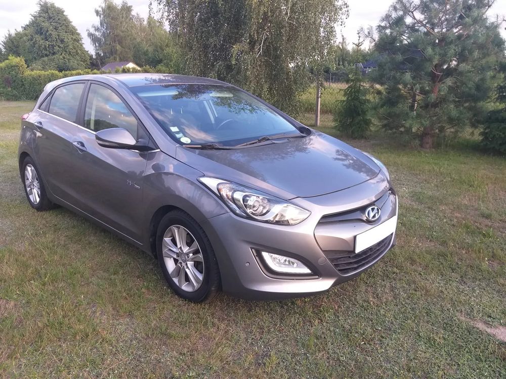 Hyundai i30 II (2012-2017) 1.6 CRDi Fifa World Cup Edition 2012