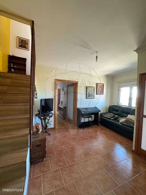 Moradia – Bragança, Izeda, Calvelhe e Paradinha Nova - Mais