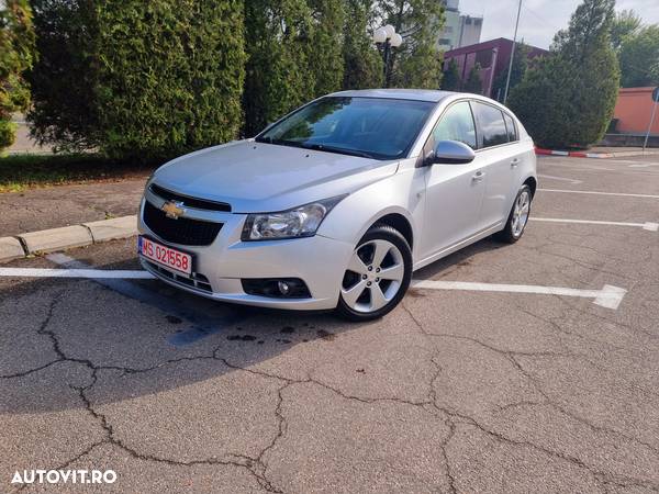 Chevrolet Cruze - 16