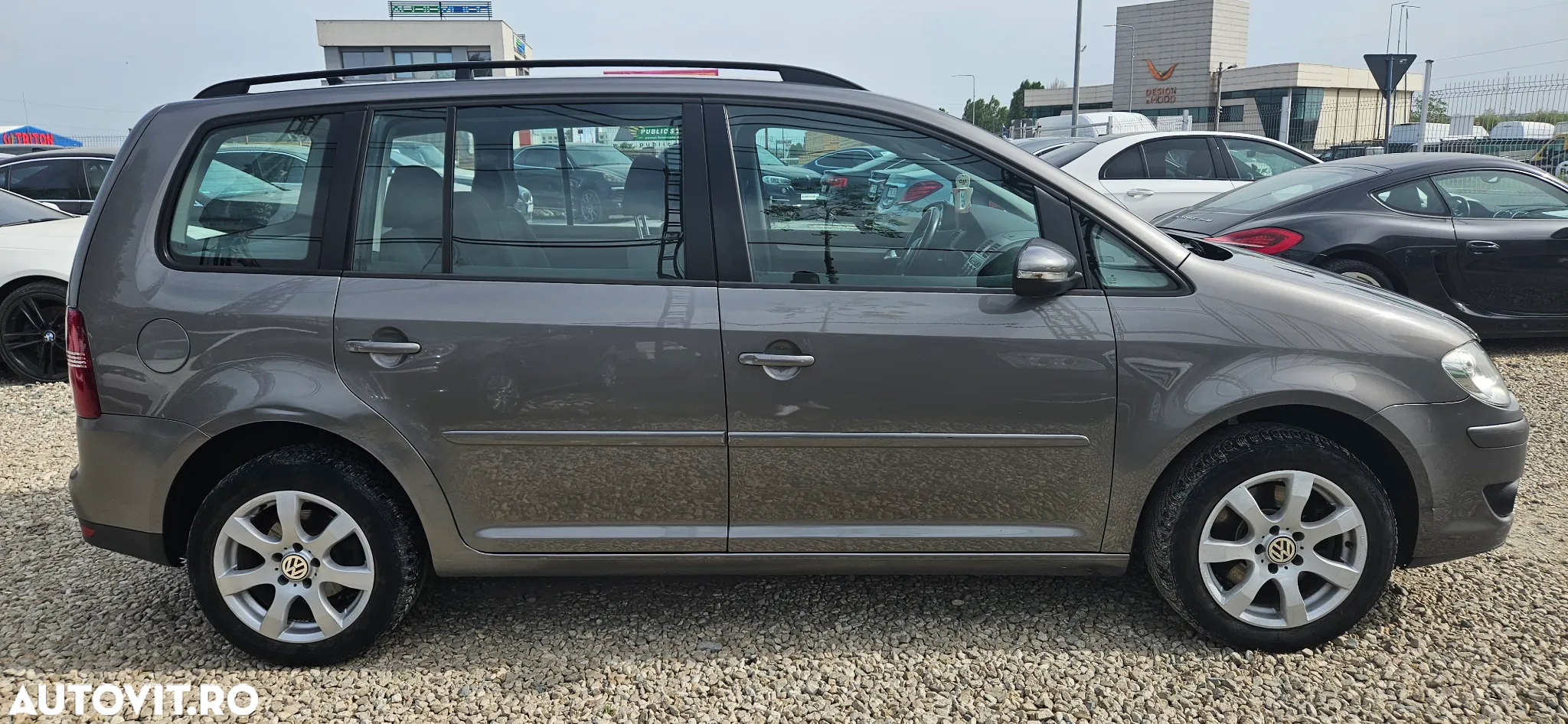 Volkswagen Touran 1.4 TSI EcoFuel DSG Freestyle - 11