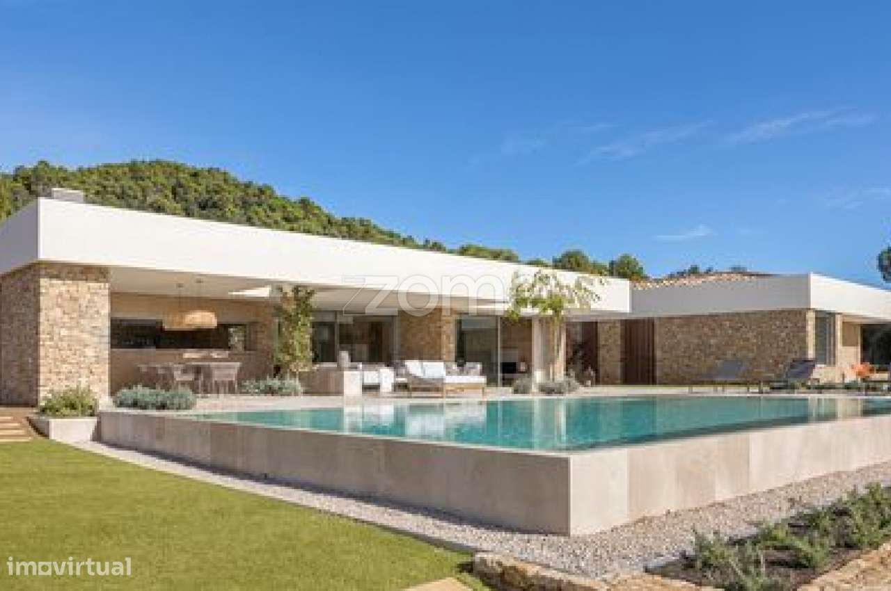 Terreno para Construção Moradia Unifamilar ou Investimento 4 Moradi... - Grande imagem: 3/17