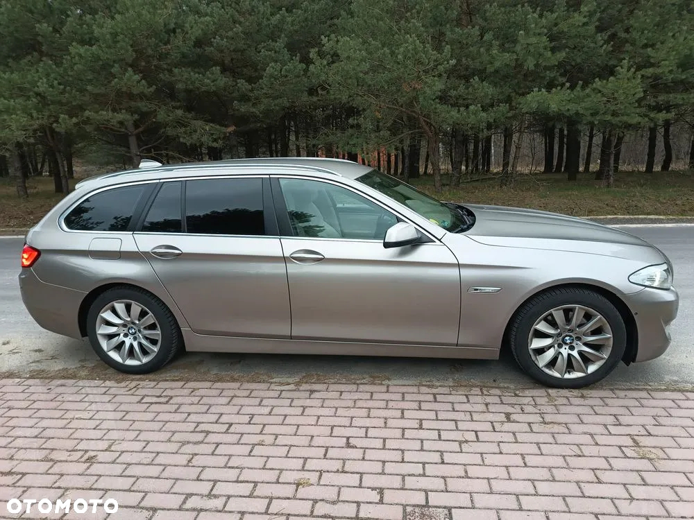 BMW Seria 5 520d - 4