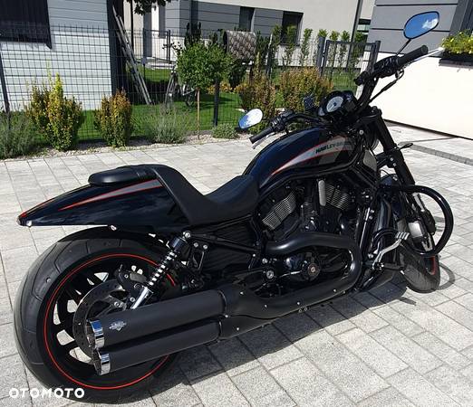 Harley-Davidson V-Rod Night Rod - 2