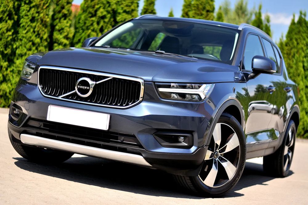 Volvo XC40 T3 Momentum Pro 2021