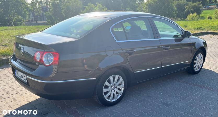 Volkswagen Passat 1.4 TSI Highline - 6