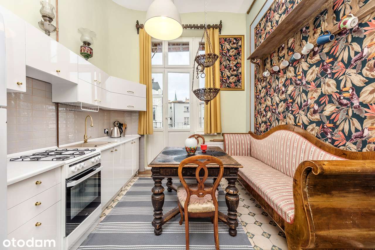 Przepiękna kamienica po remoncie generalnym, wynajęta-stały dochód-16