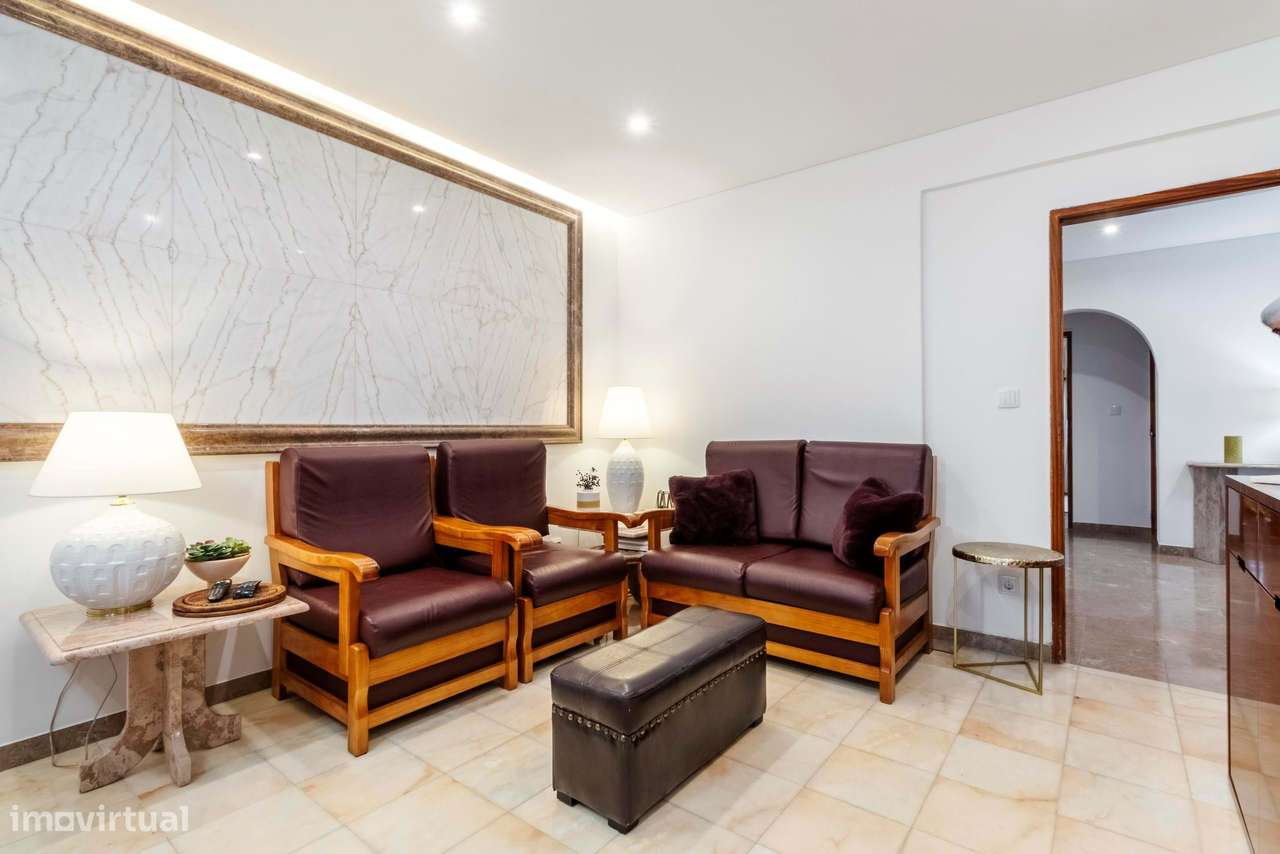 Apartamento T3 em Casal de São Brás, Amadora-11